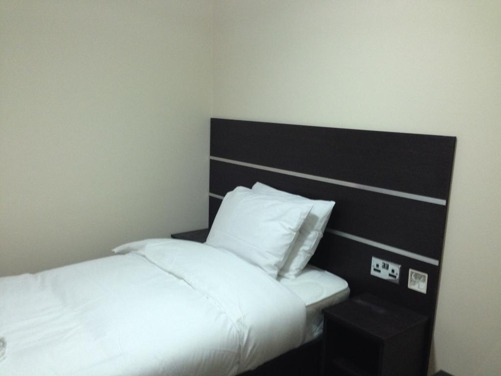 New Globe Hotel Лондон Стая снимка