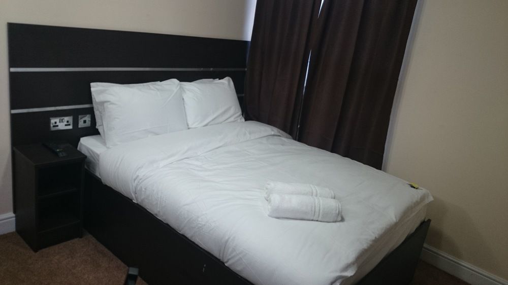 New Globe Hotel Лондон Екстериор снимка