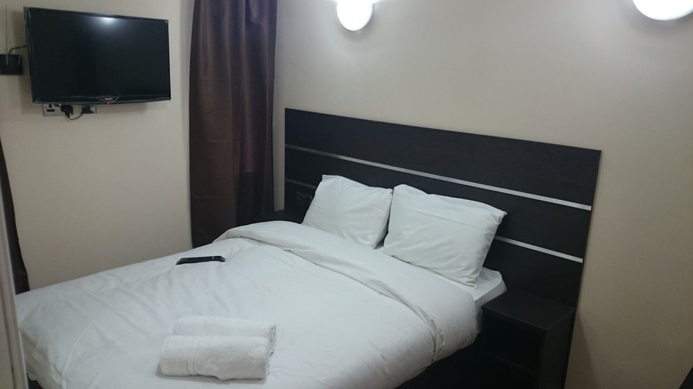 New Globe Hotel Лондон Екстериор снимка