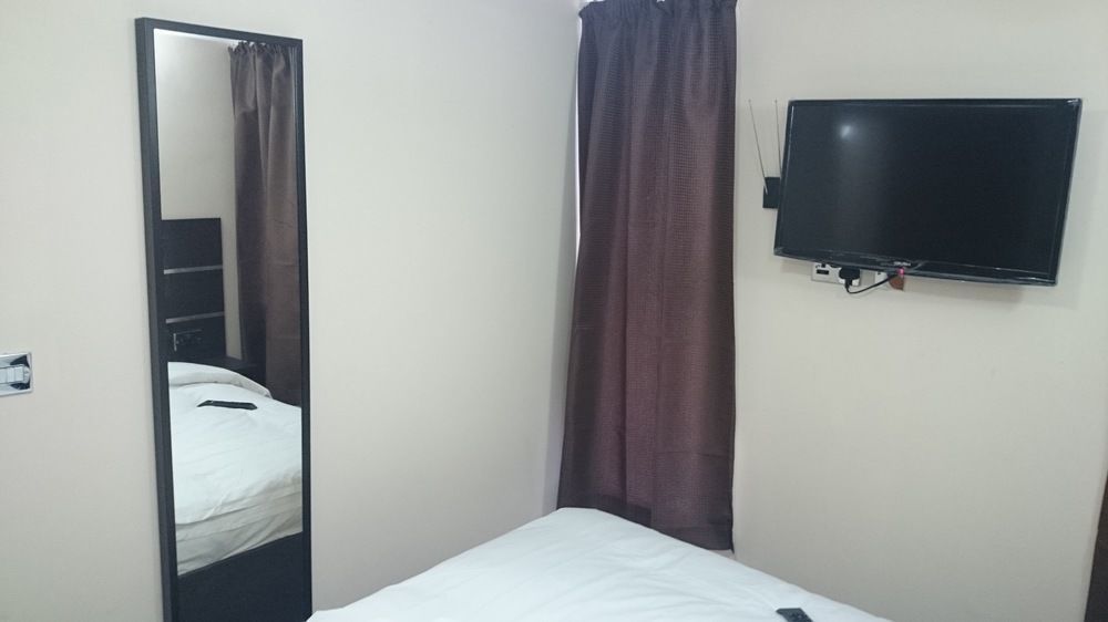 New Globe Hotel Лондон Екстериор снимка