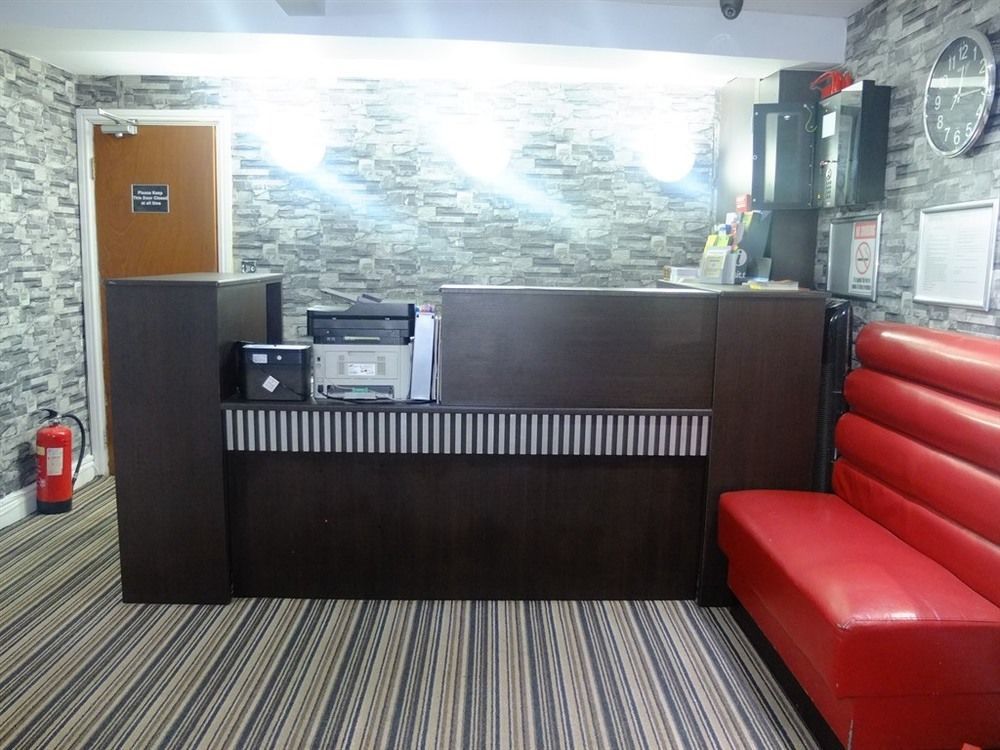 New Globe Hotel Лондон Екстериор снимка